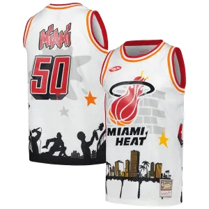 Miami Heat Mitchell Ness x Tats Cru Edition Miesten Pelipaita Hardwood Classics 2023-24 Swingman Valkoinen