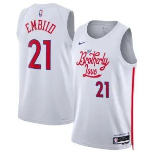 Nike Philadelphia 76ers Joel Embiid 21 Miesten Pelipaita City Edition 2022-23 Swingman Valkoinen Nike Philadelphia 76ers Joel Embiid 21 Miesten Pelipaita City Edition 2022-23 Swingman Valkoinen
