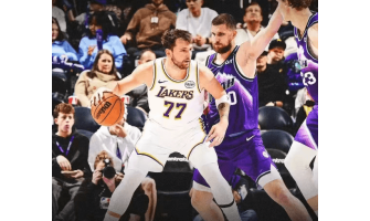 Lakers osoitti mestaruushenkeä ratkaisevilla hetkillä