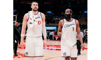 Köyhät Clippersit tekivät jatkoaikatuloksen ja voittivat Raptorsin