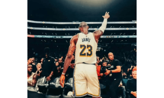 LeBron Jamesin 24-vuotinen legenda jatkuu